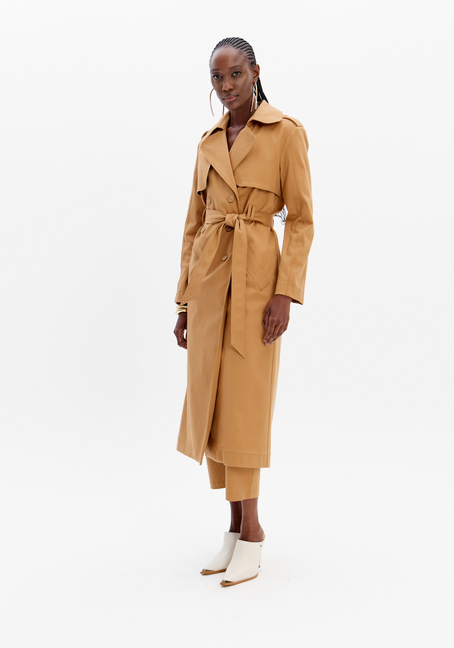 TRENCHCOAT