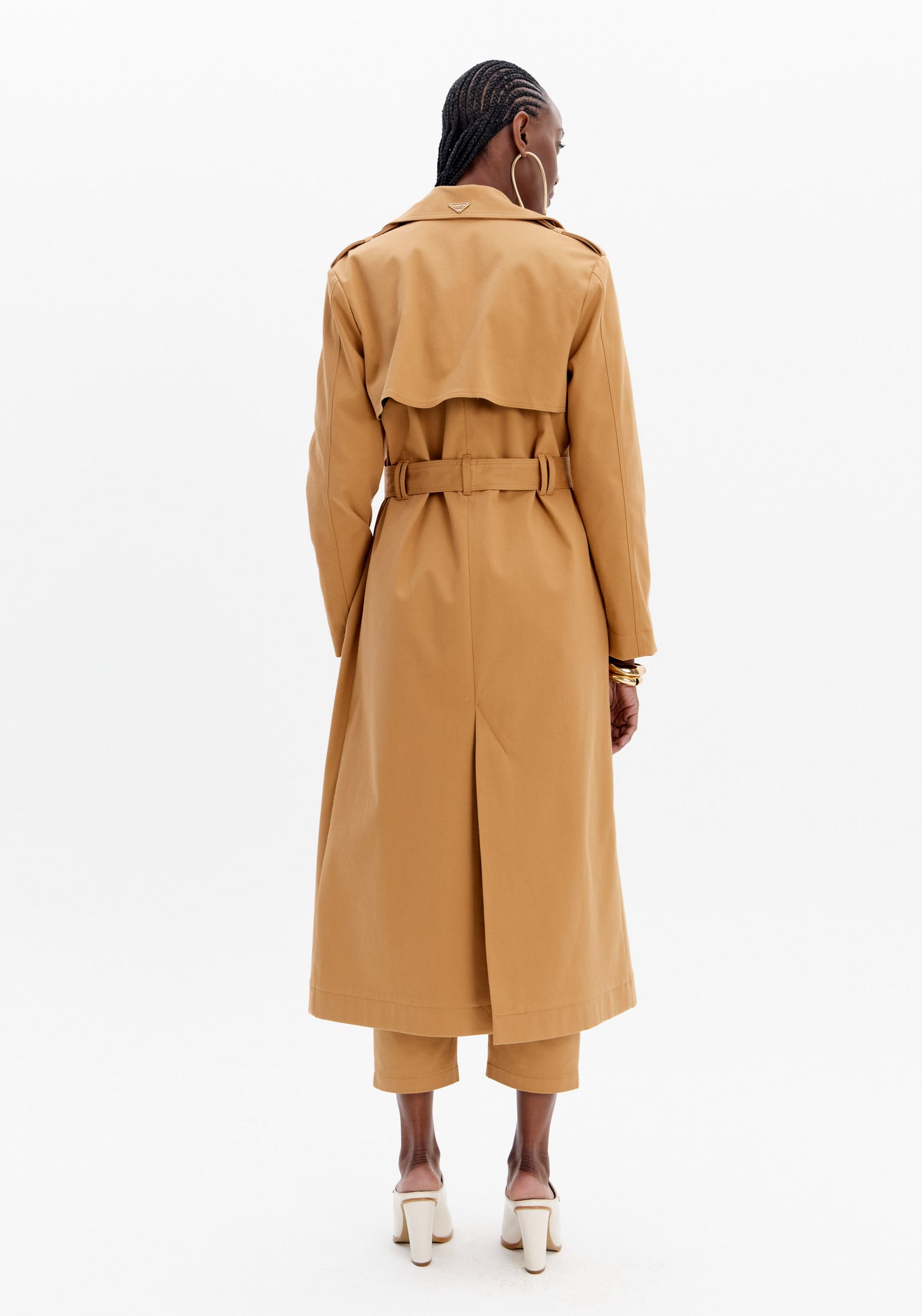 TRENCHCOAT
