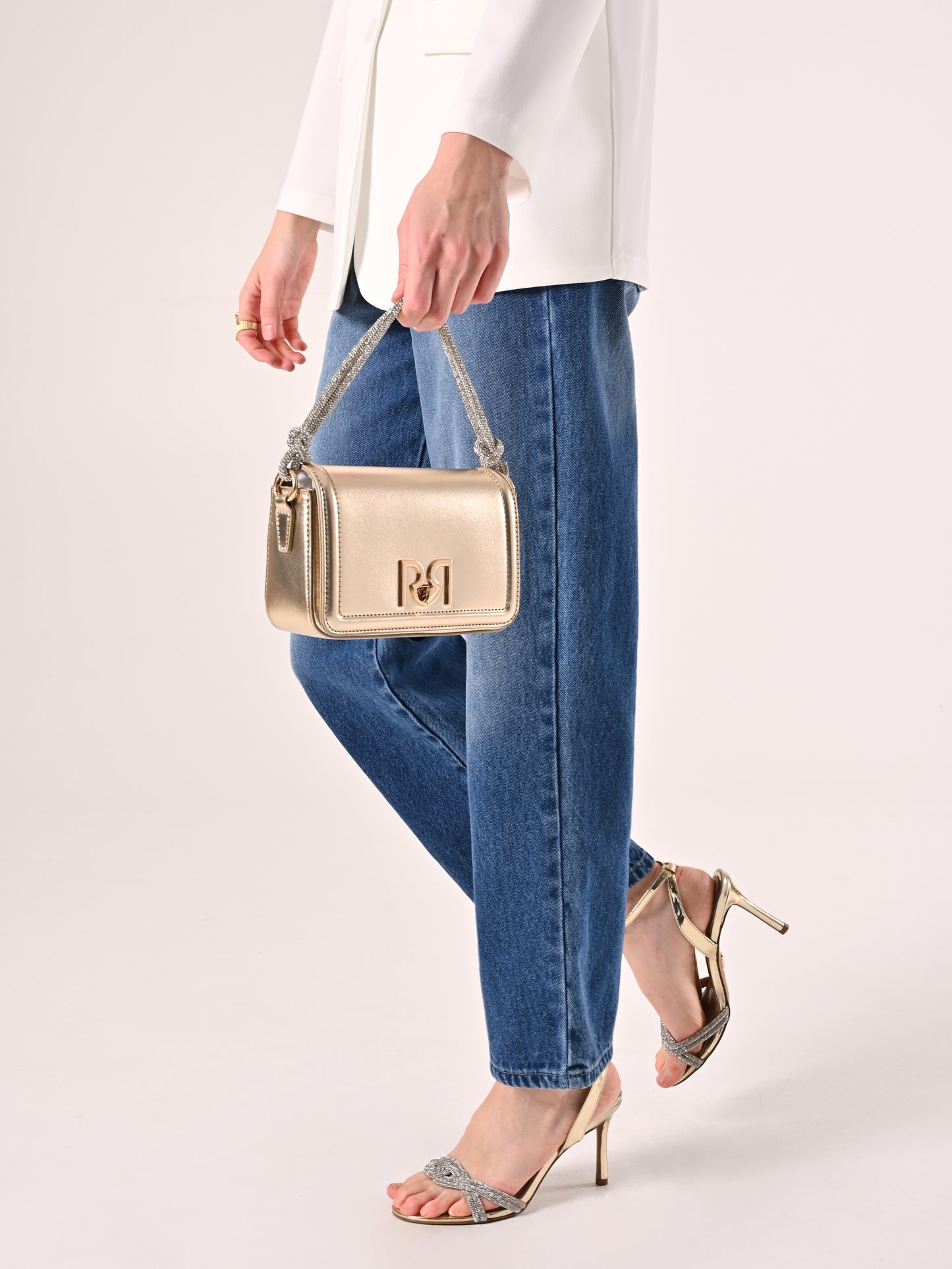 SANDÁLIA COM CRISTAIS