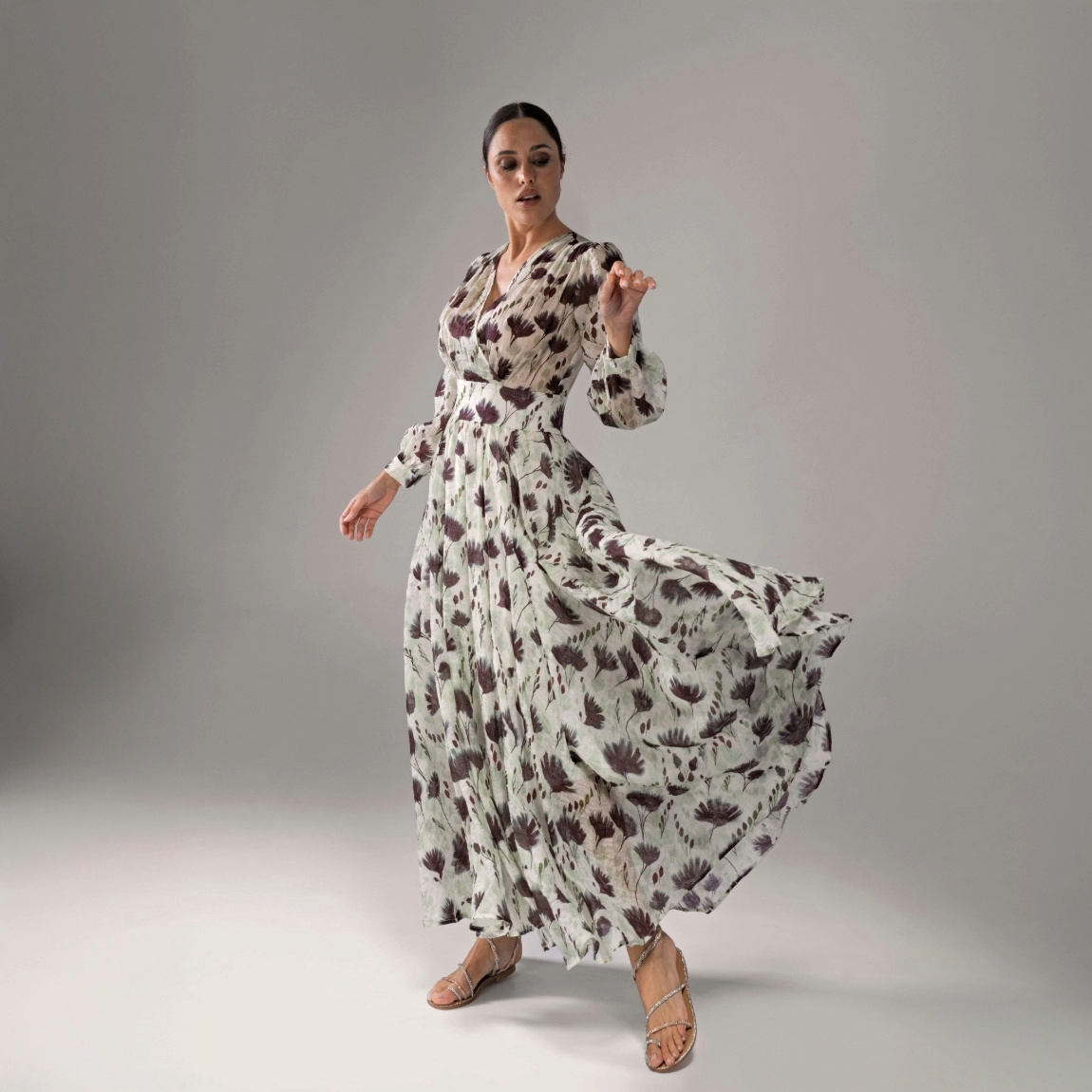 VESTIDO LONGO COM PADRÃO