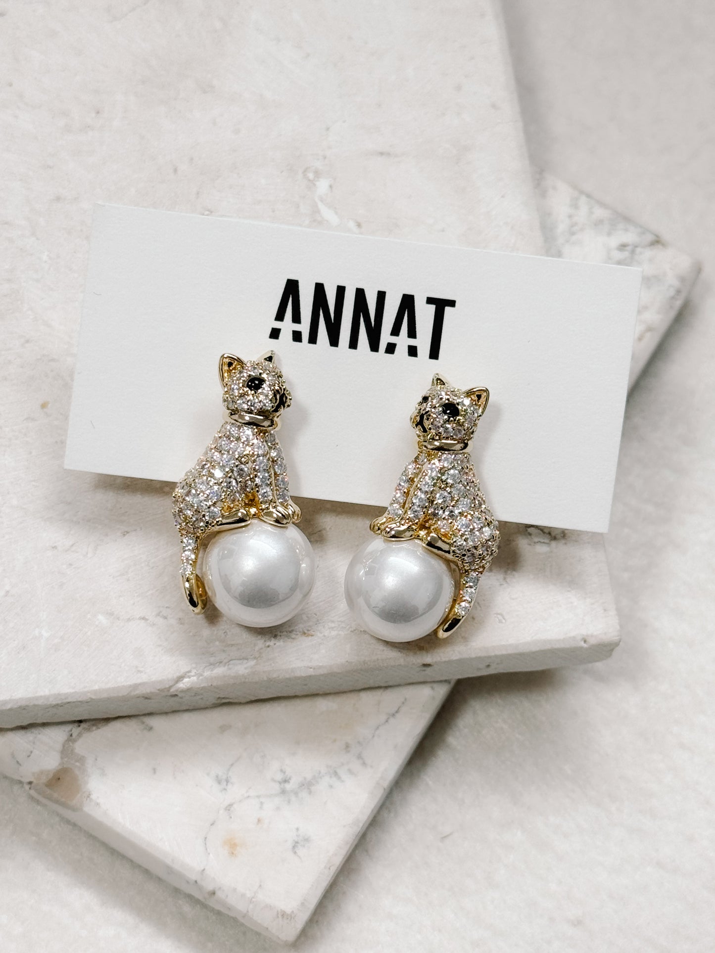 BRINCOS GATO COM PÉROLA