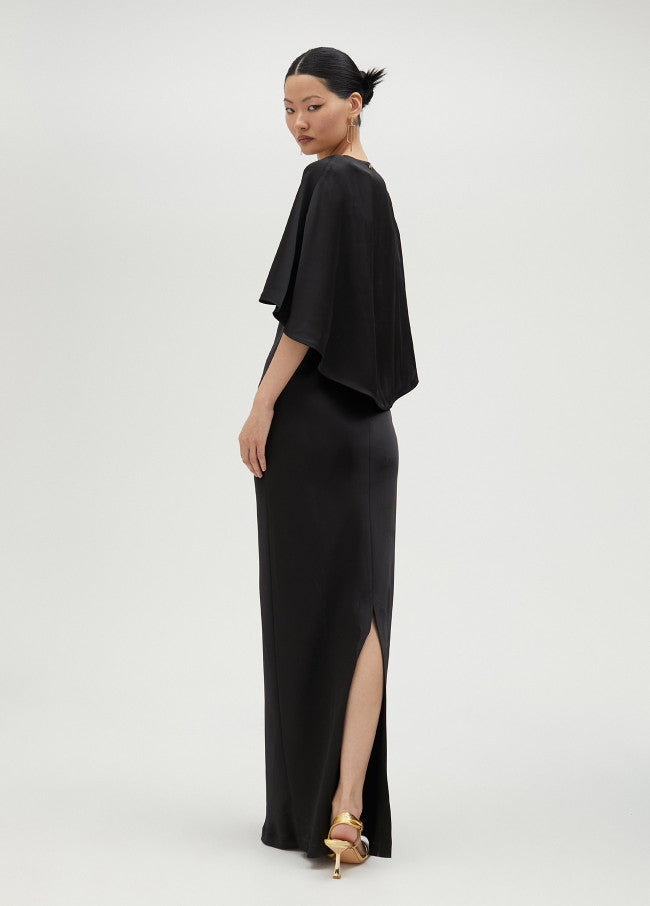 VESTIDO COM MANGA LARGA