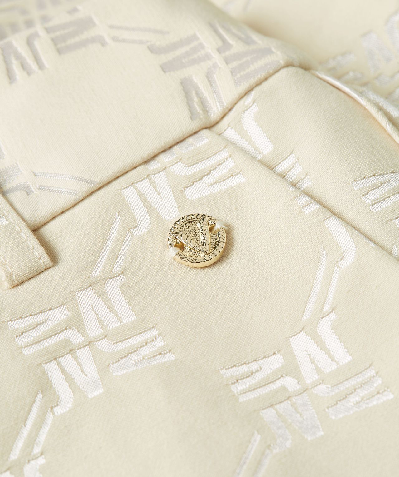 CALÇA NIKITA COM LOGO