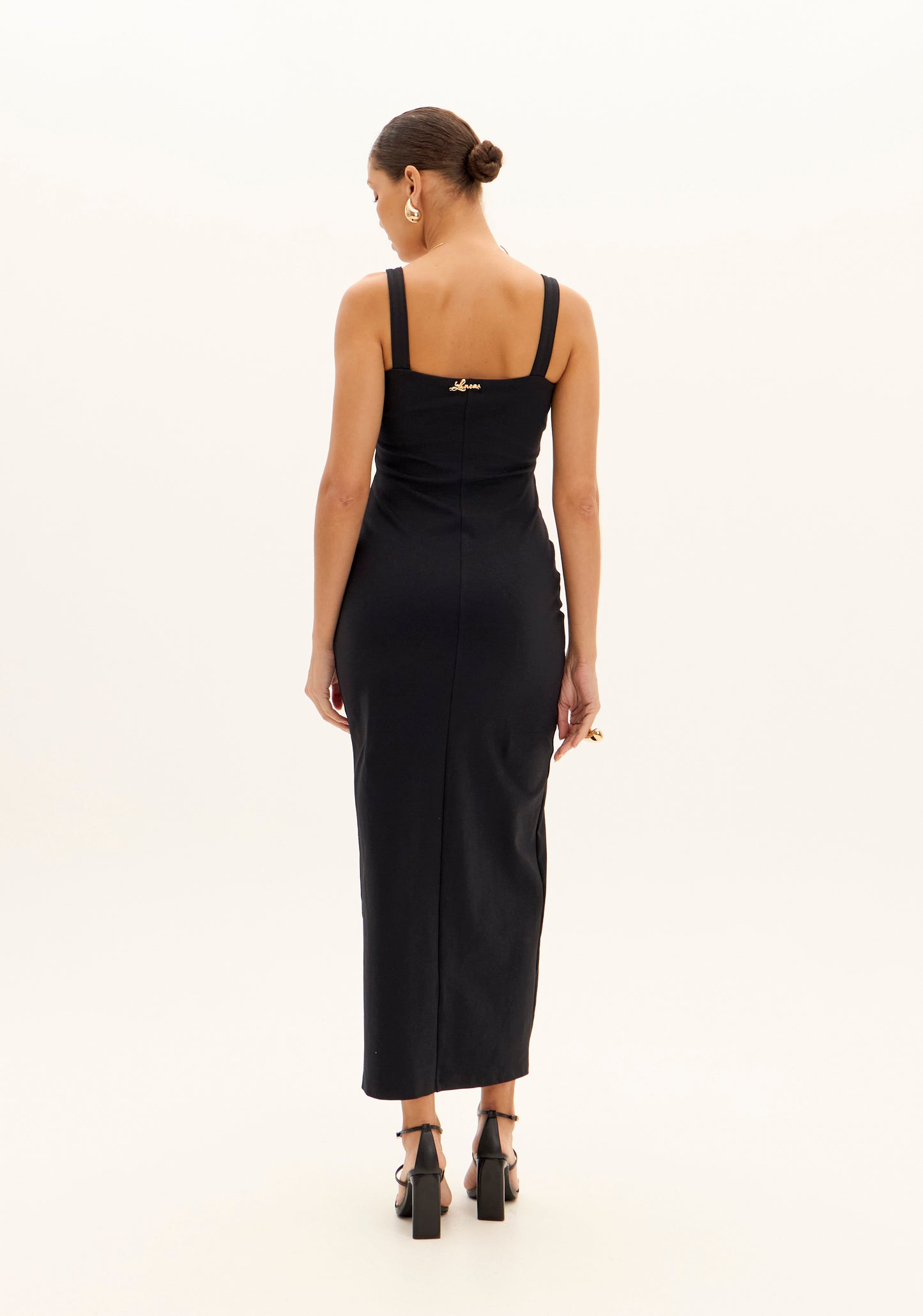 VESTIDO COM FECHO
