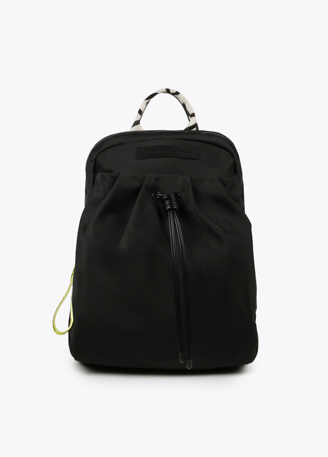 MOCHILA COM BOLSOS